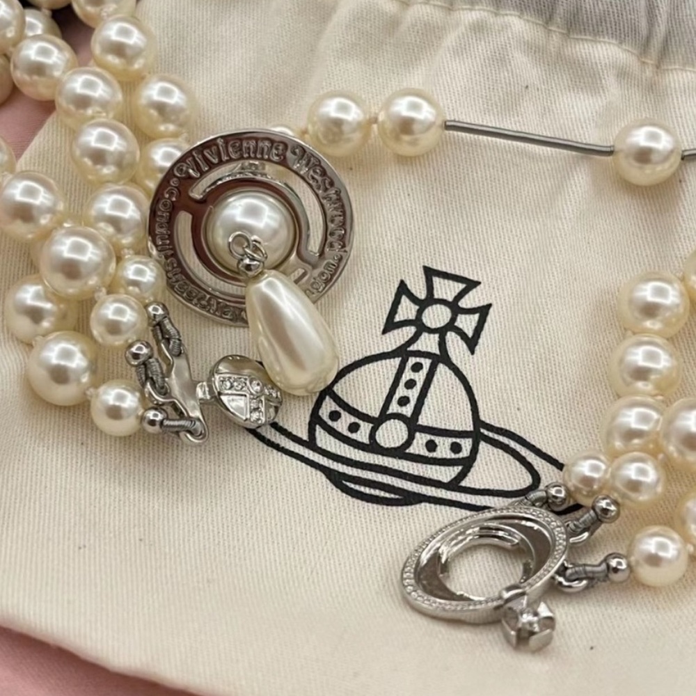 AUTH-Vivienne Westwood Broken pearl necklace Silver - Picture 7 of 8